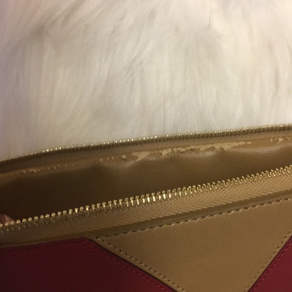 Celine red and tan clutch - Picture 8 of 8
